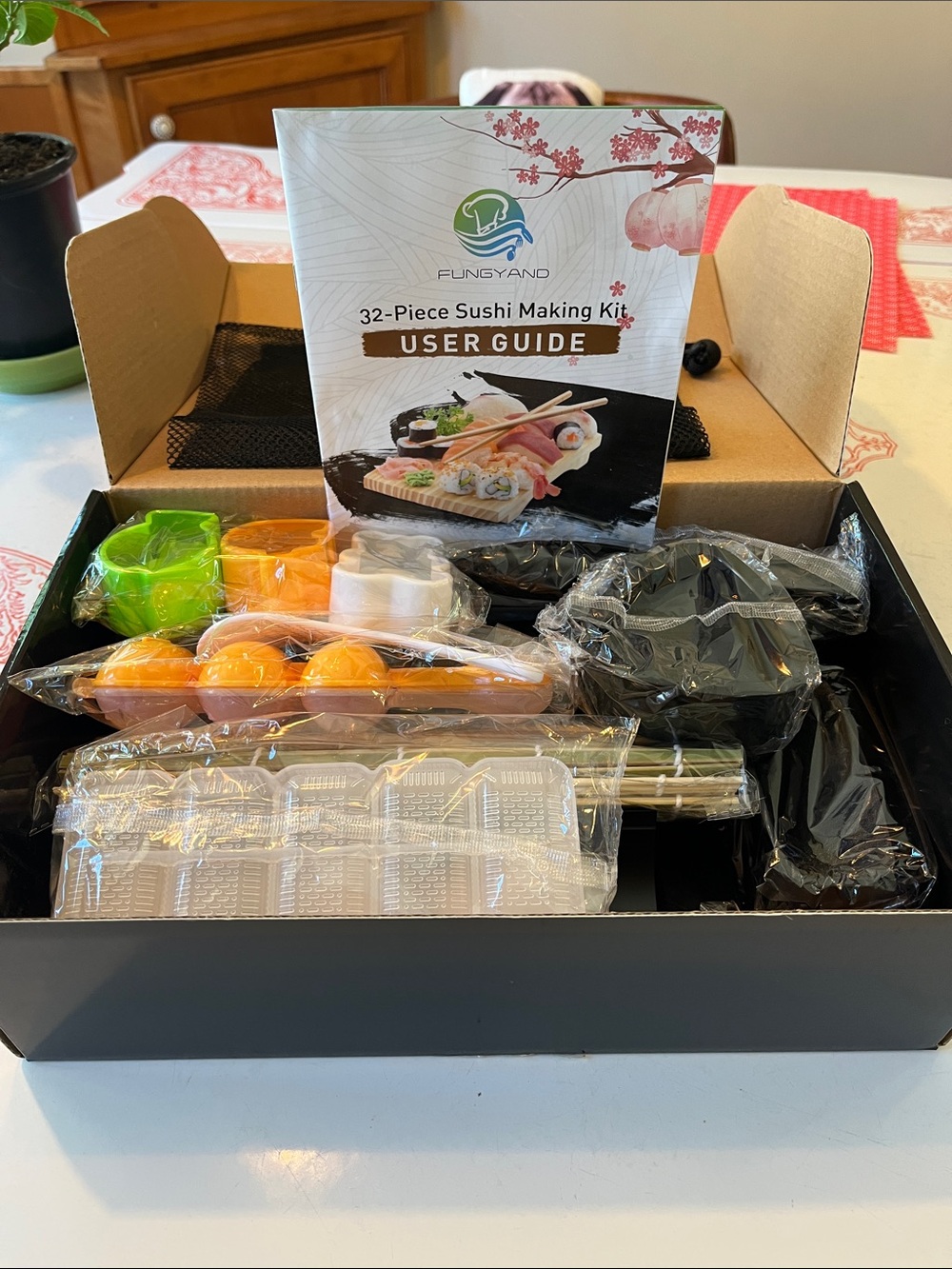 32-Piece Sushi Making Kit